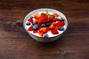 yogurt con frutas